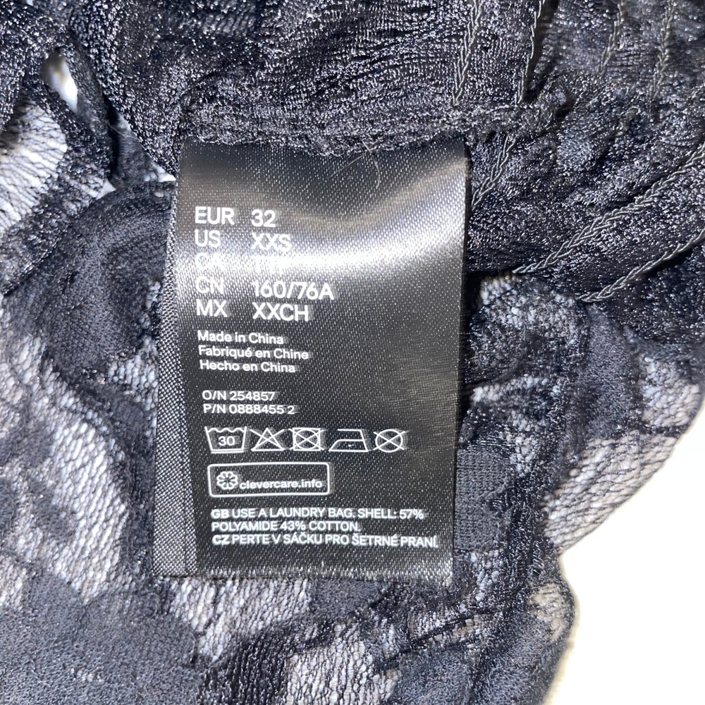 H&M Black Lace Puff Sleeve Top Sheer Romantic Coquette Going Out Blouse - Picture 5 of 7